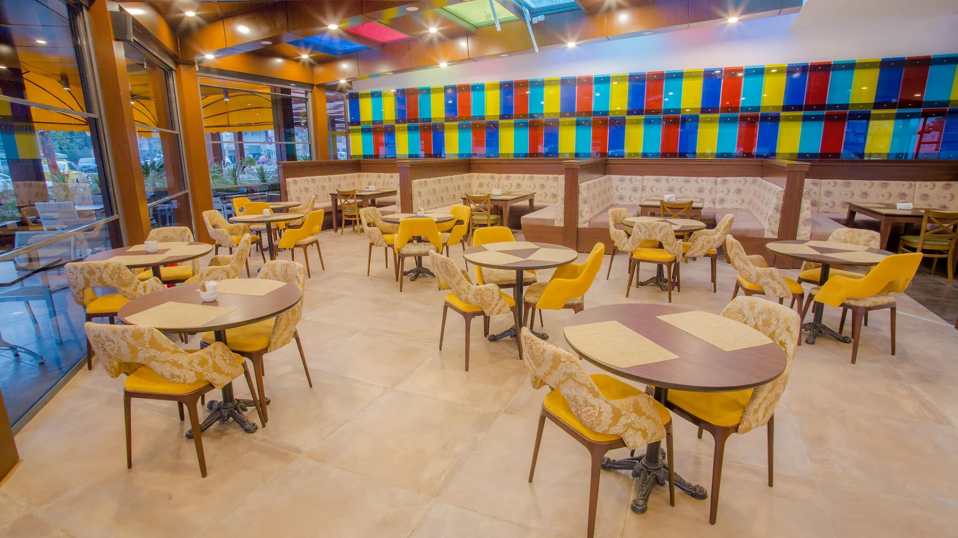 אנטליה Sky Business Hotel