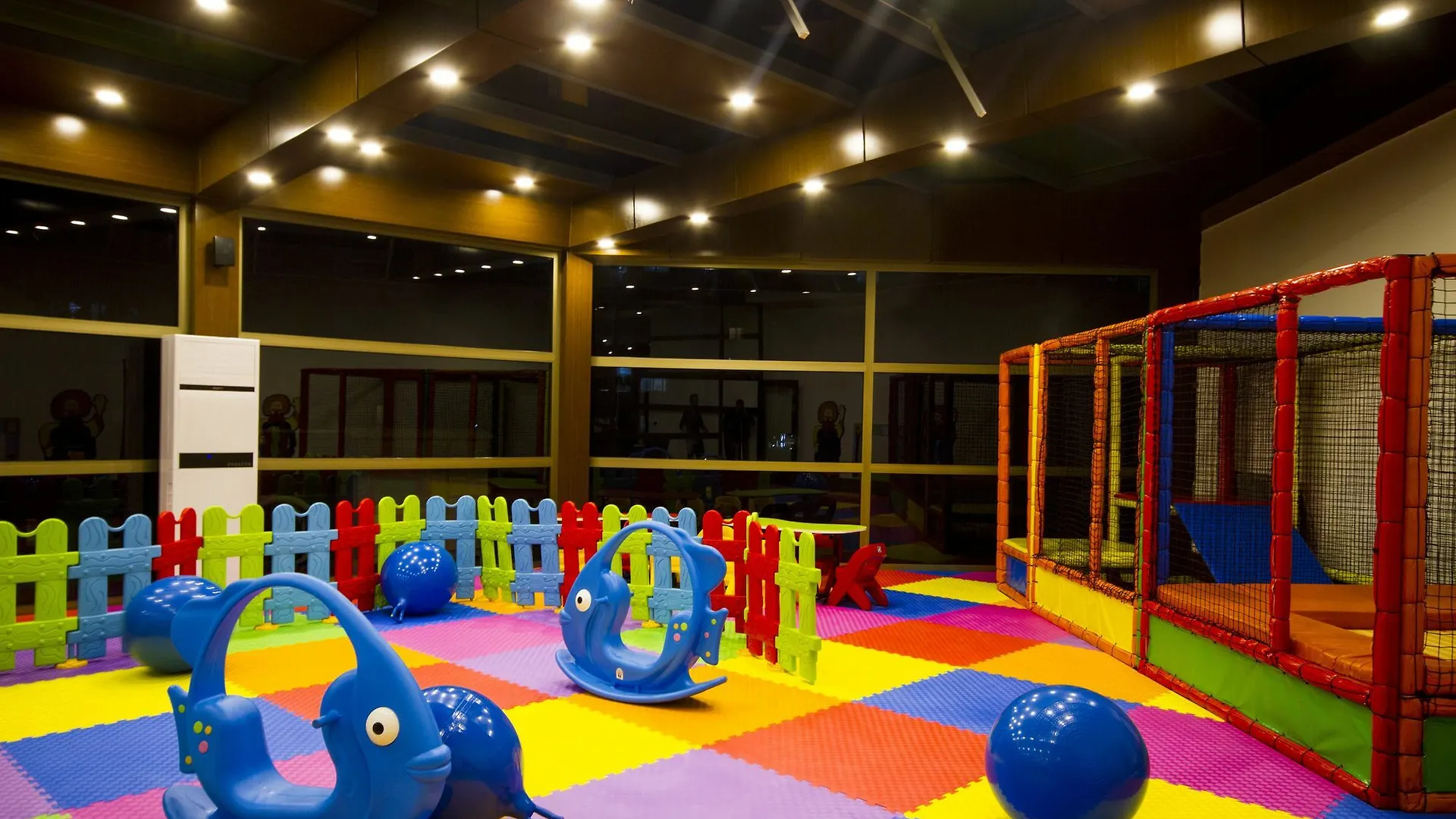 אנטליה Sky Business Hotel