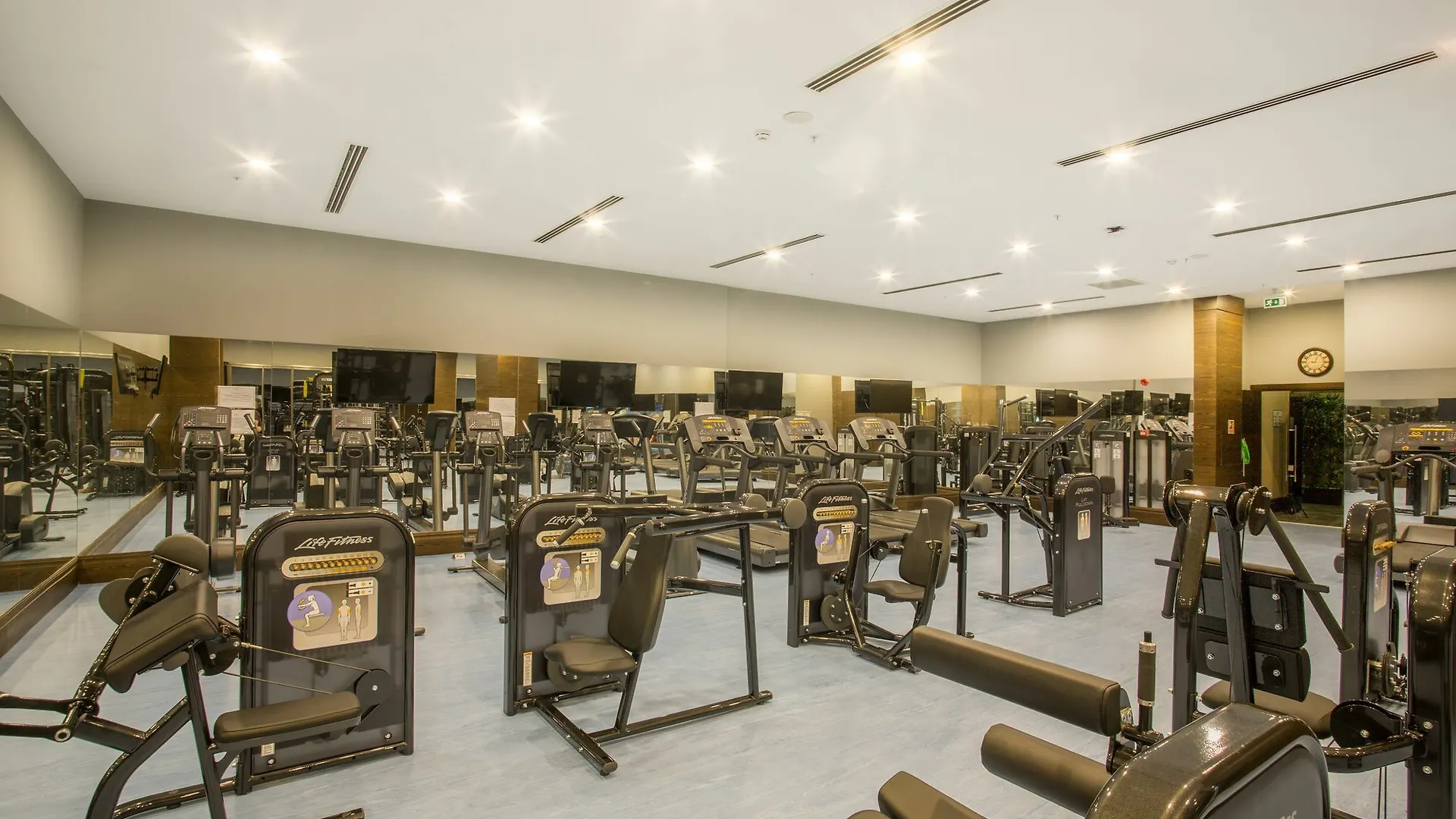 Sky Business Hotel Анталья